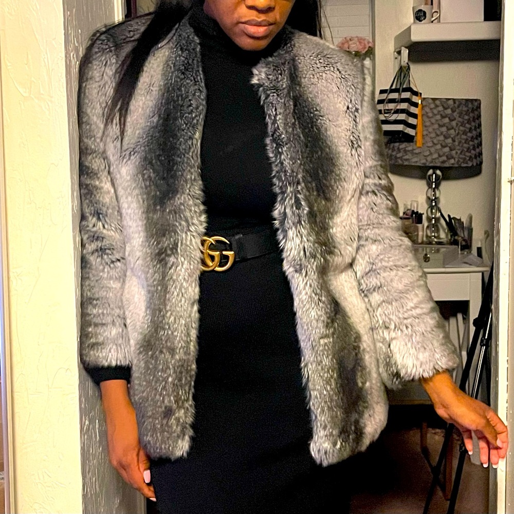 Women’s Large 8/10 St. John Faux Fur Coat